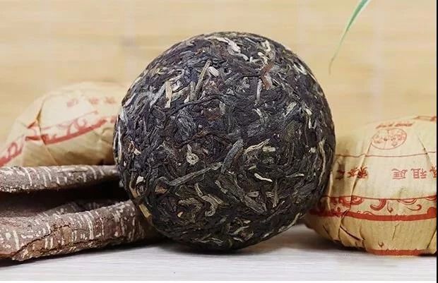 清风徐来，何不饮一盅大理沱茶？