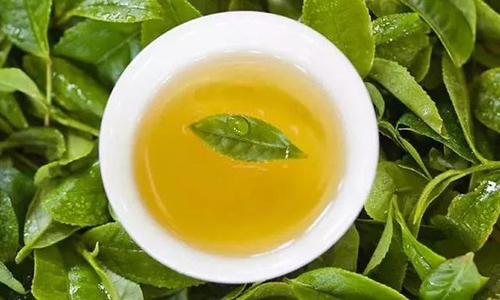 尼诺茶背后，居然有这么多人在撑腰