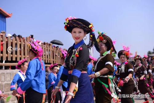 盘古开天辟地？他们可不相信，他们只信这个 