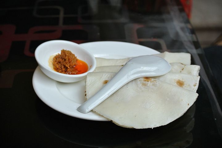 云南人的一天，是从烧饵块开始的