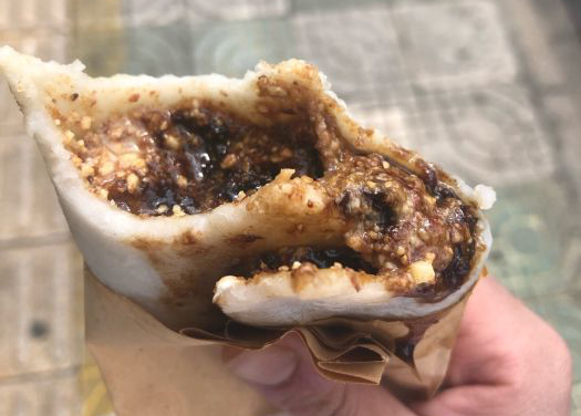 云南人的一天，是从烧饵块开始的