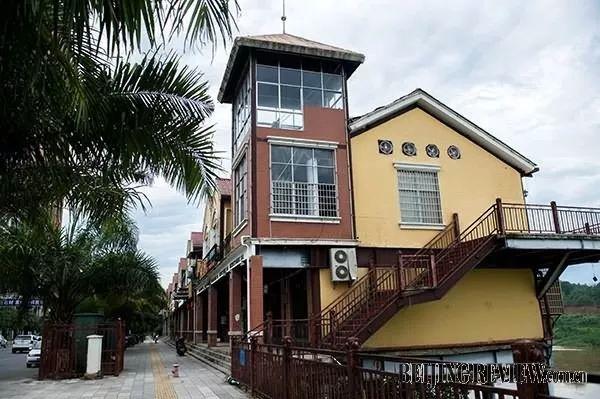 河口人家房屋