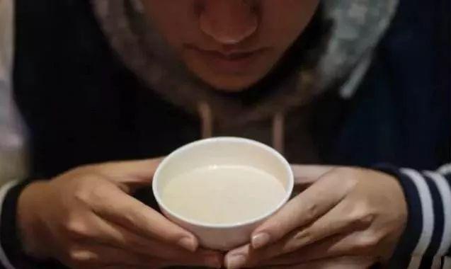 酥油茶品尝