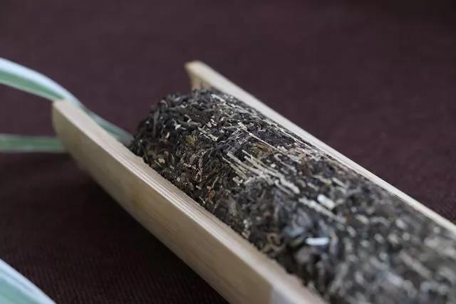 干竹筒茶