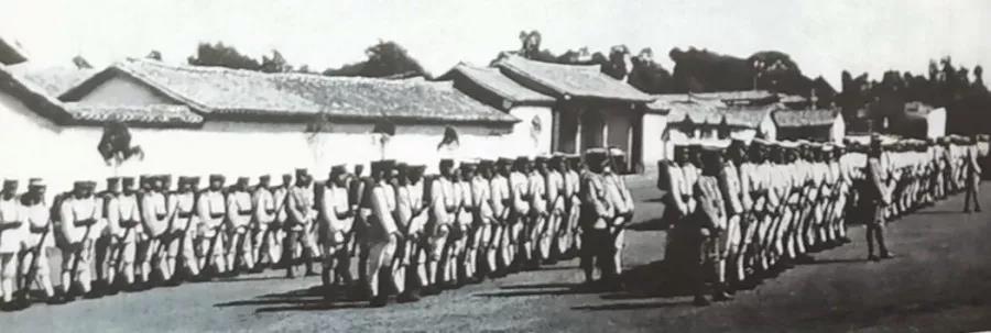 讲武堂开学