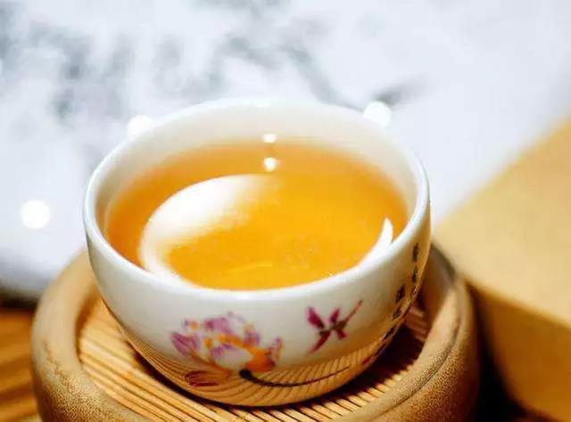 十万一斤的冰岛茶，到底值不值？