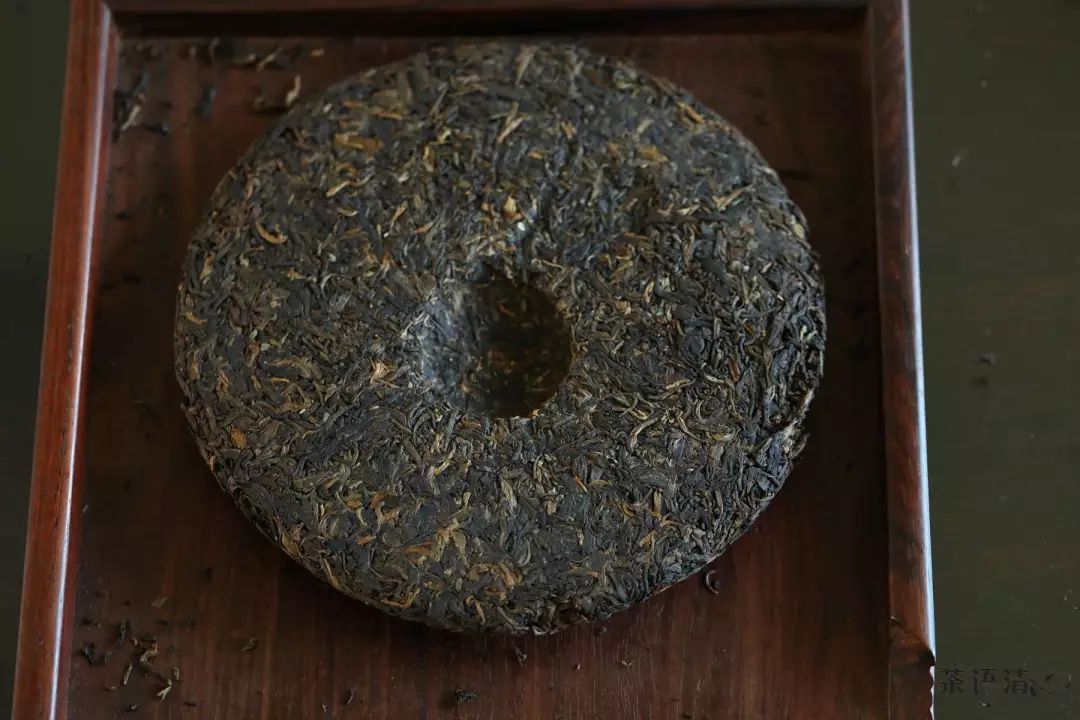 什么是紧压茶？压成大饼会更好喝吗？