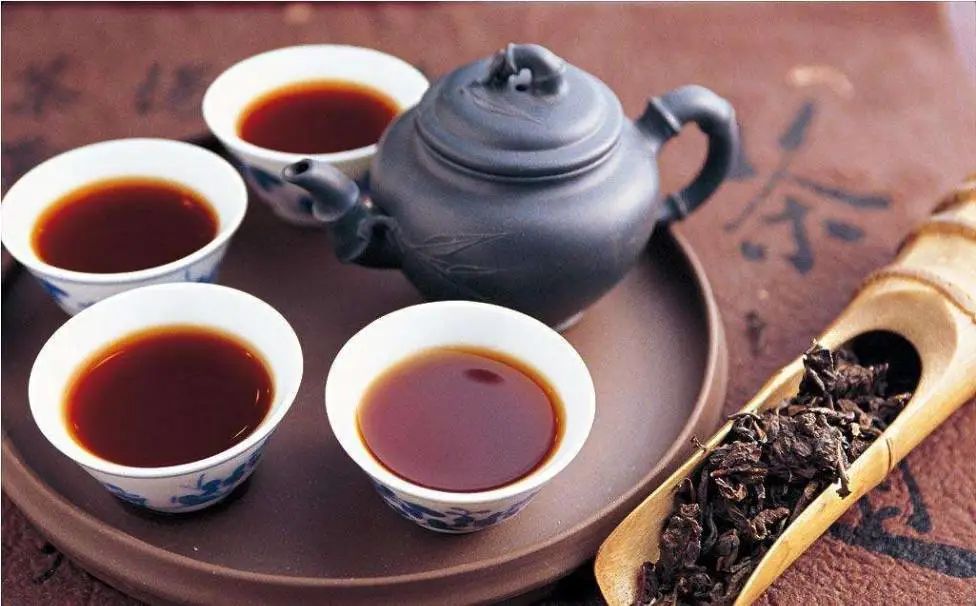 一壶清茶，才是中餐的最好搭档