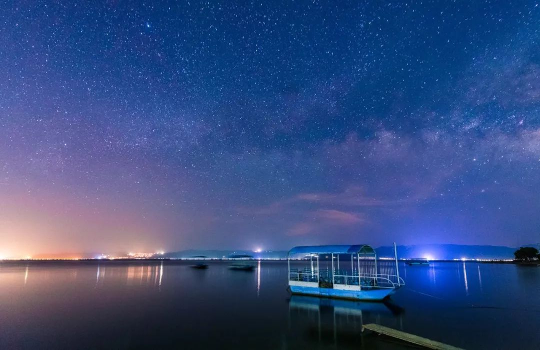 抚仙湖夜景