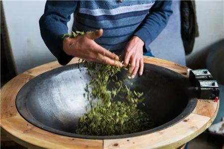 昆明历史名茶，一壶就能香到街尾～