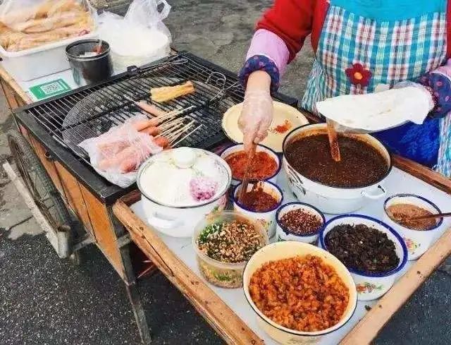 烧饵块小摊
