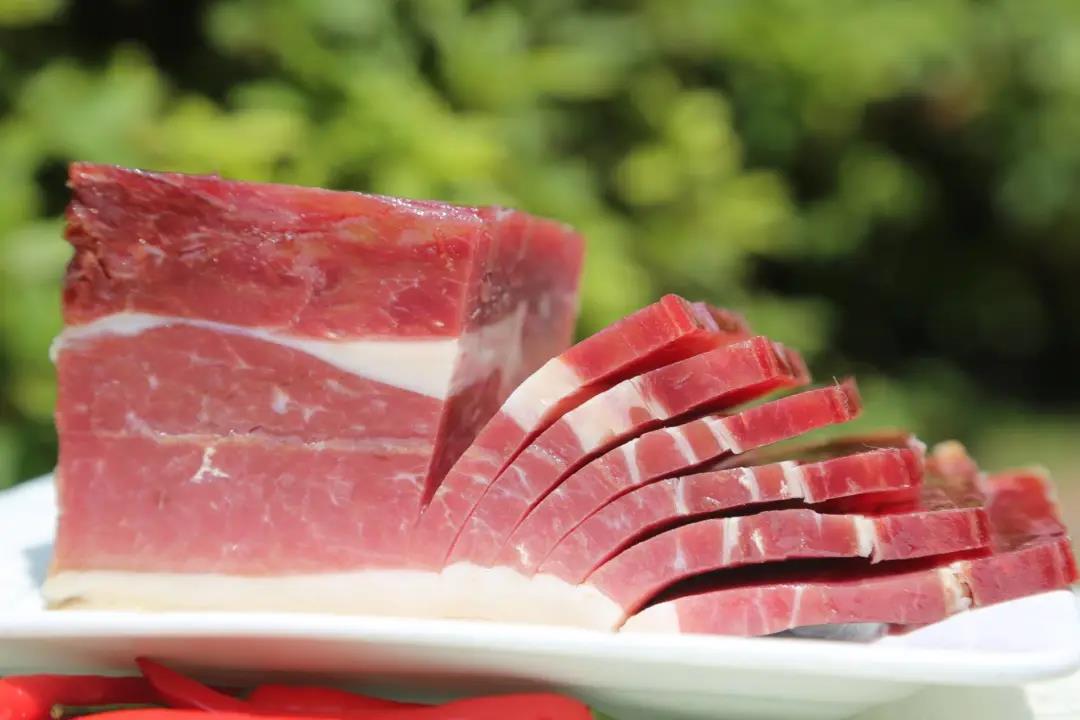 猪膘肉
