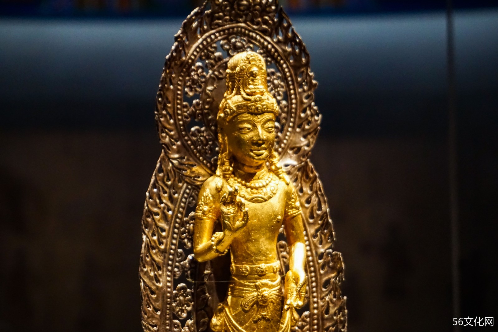 宋朝银背光金阿嵯耶观音立像 宋朝银背光金阿嵯耶观音立像