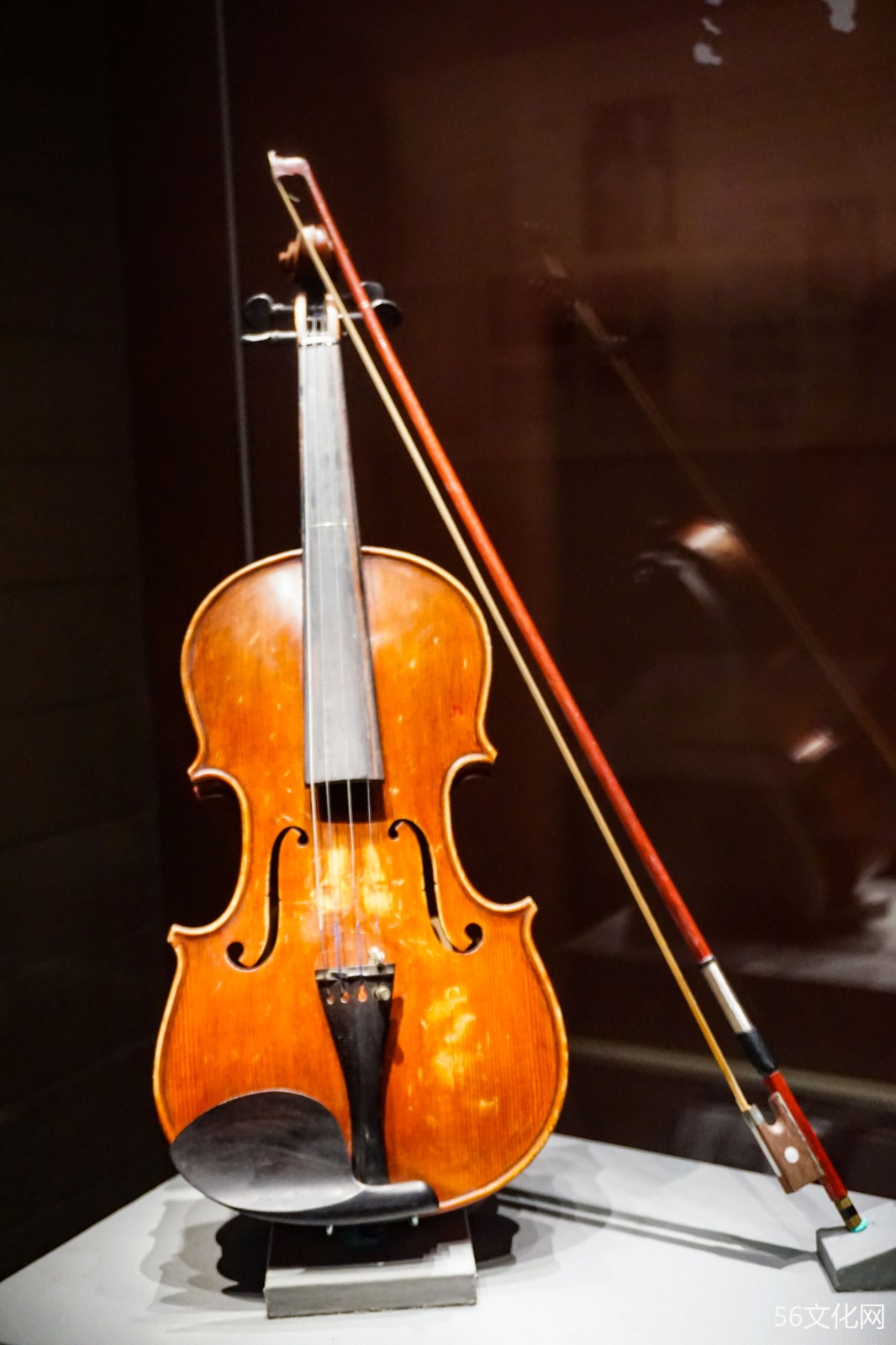 近代聂耳小提琴 近代聂耳小提琴