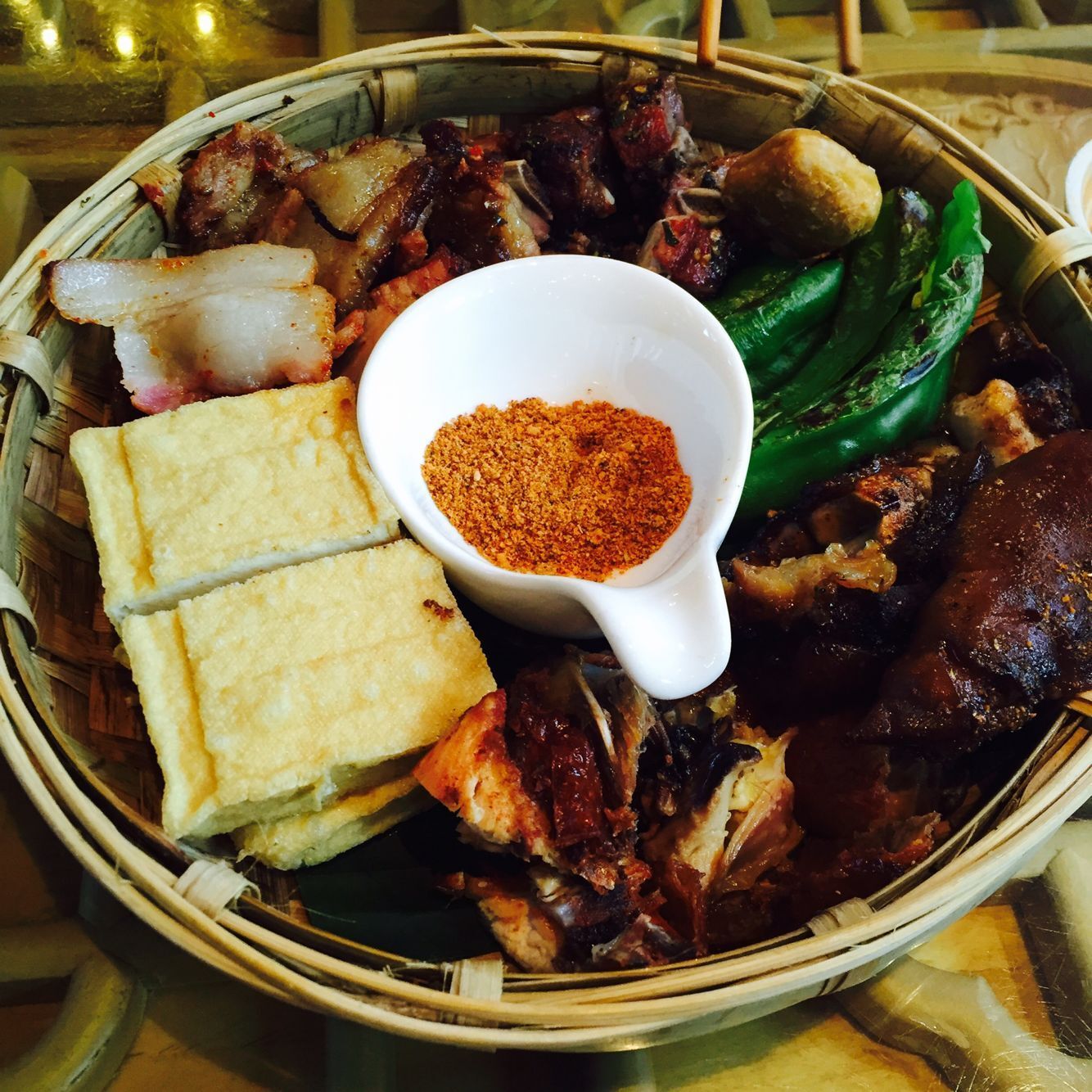 云南美食.jpg